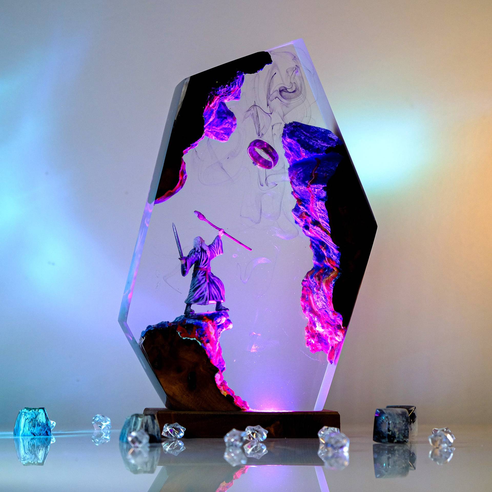 Lampu Resin Figur Adegan Film  - Home Decor Ideas ulasan dan harga